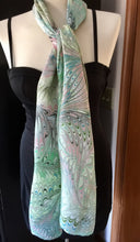 Load image into Gallery viewer, Green combed pattern 14x72”  Habotai Silk